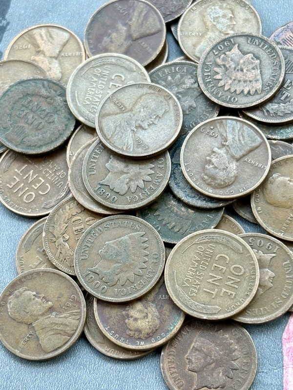 Old U.S. 40 Coin Lot! Indian Head Penny & Early Date Lincoln Wheat Cent. PDS Mix