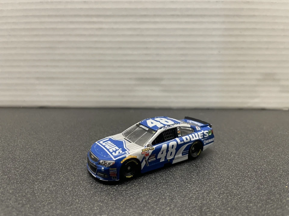Racing Champions Lowe's Racing 2015 NASCAR Jimmie Johnson #48 1:24 Diecast/RARE  - Image 4 of 4
