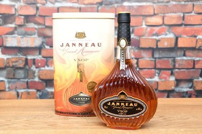 Janneau VSOP Grand Armagnac franz. Weinbrand 7 Jahre 40% 700ml - ungeöffnet