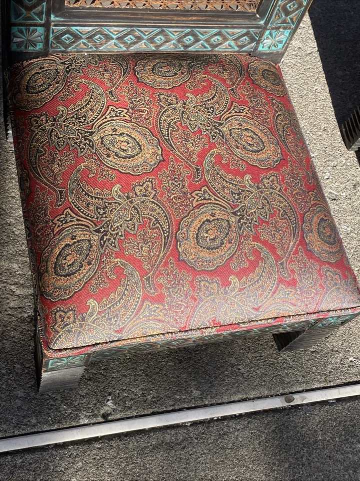 Sillas Sillas talladas a mano de la India Foto 3 de 4