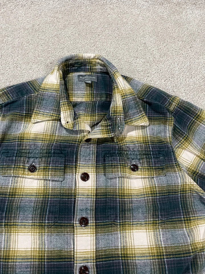 LL Bean Shirt Mens Medium Slim Archive Chamois Signature Outdoor Hiking Button - Image 2 of 4