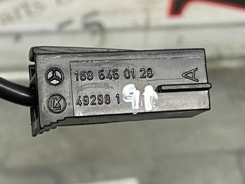 GENUINE MERCEDES BENZ WIRING LOOM HARNESS PLUG CONNECTOR A1685450128 492981 - Picture 2 of 4