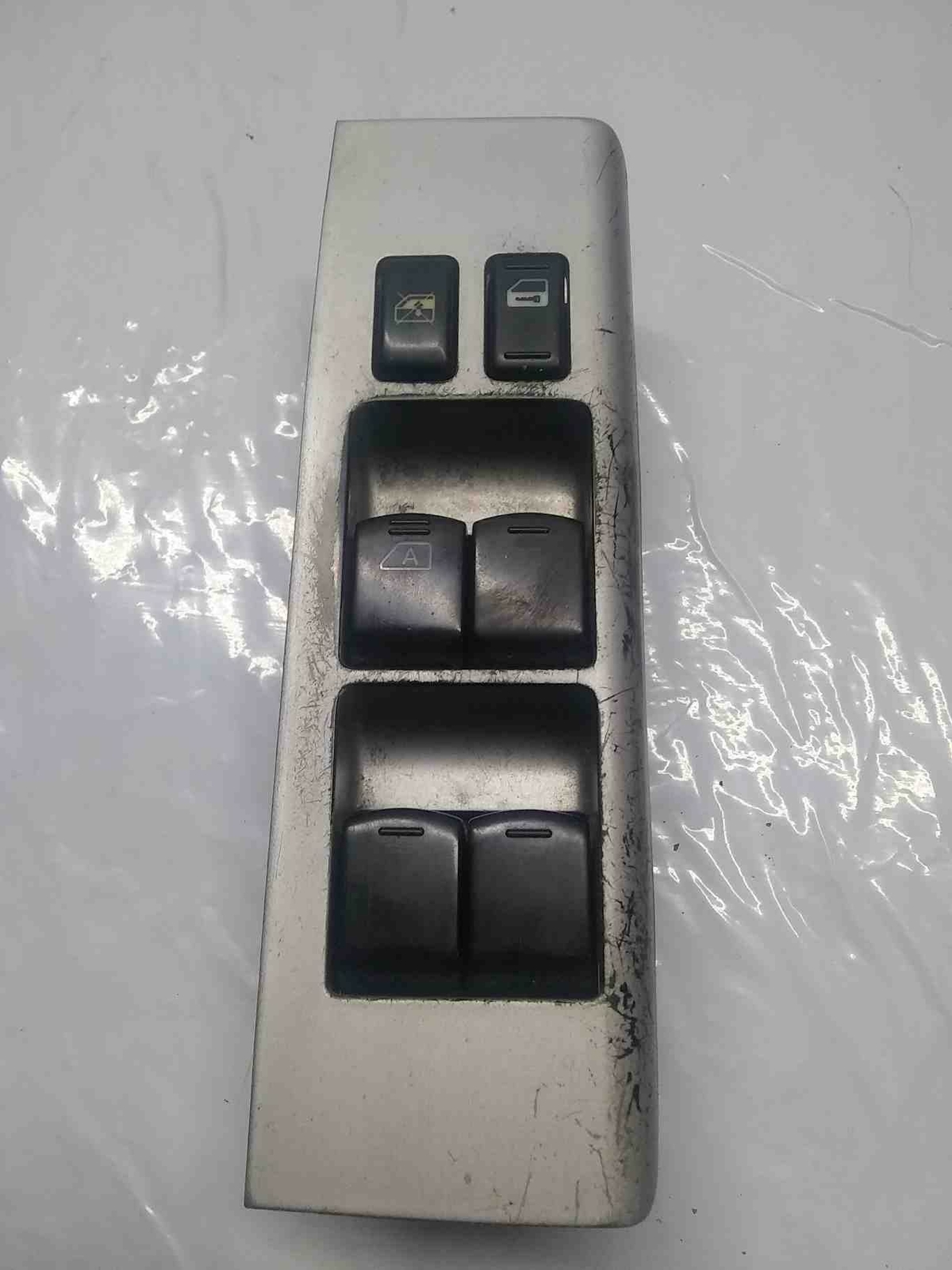 Picture 1 of 7