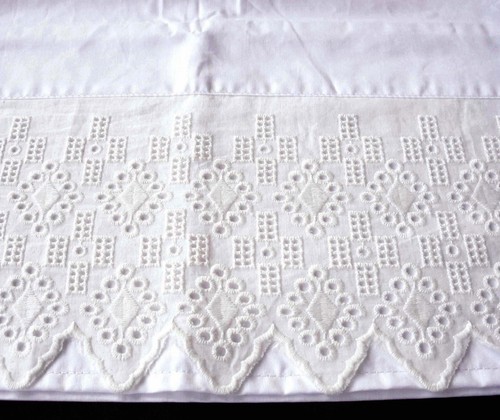 New White Embroidered Lace Pillow Cases 100% Cotton Standard Pair M11# - Picture 5 of 5