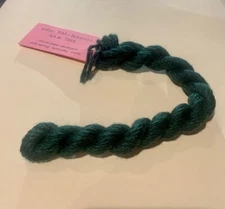 Silk/Moreno Trio Thread 28.8 Yd Brown Paper #T135 Boxwood dye lot T328 