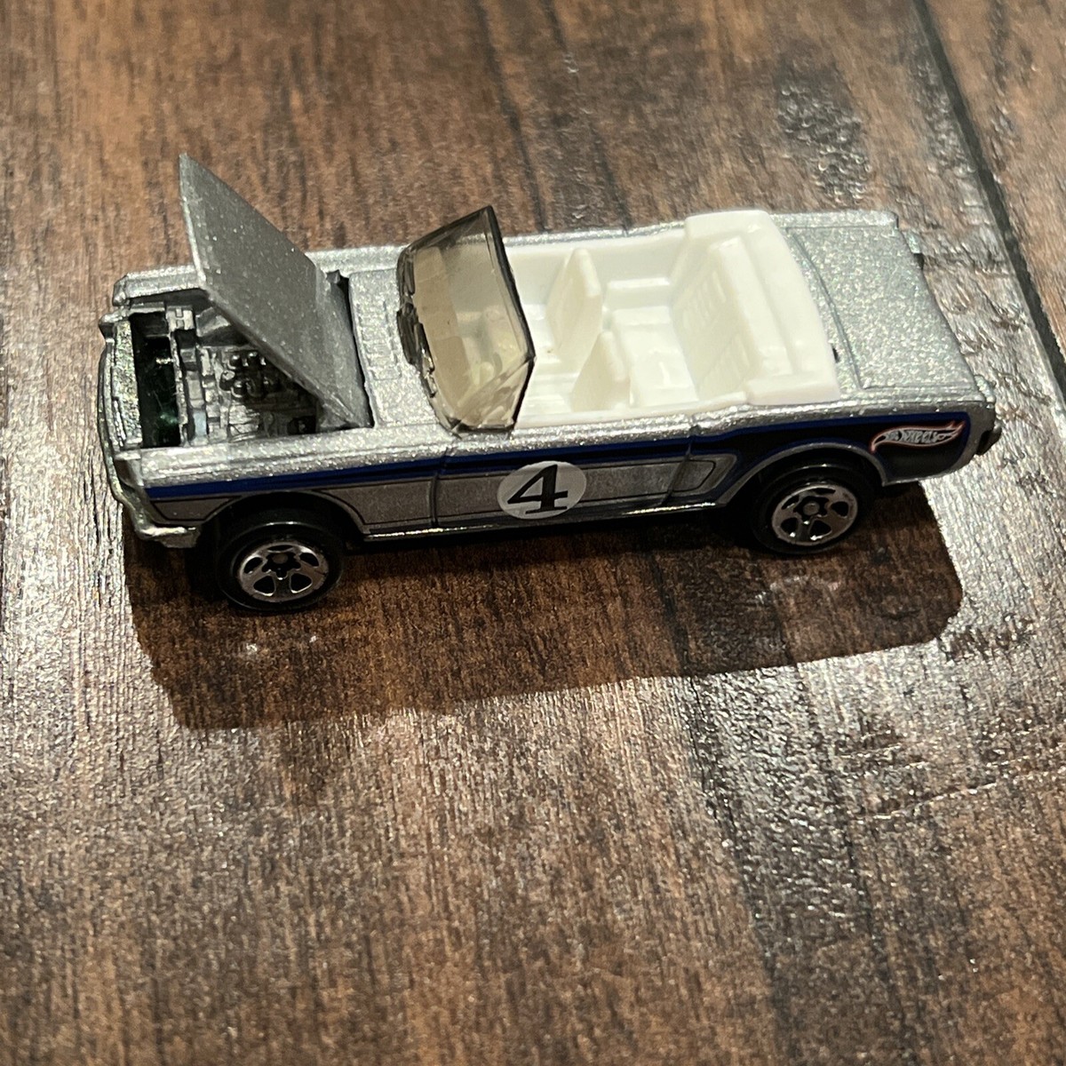 VTG 1983 Hot Wheels '65 Mustang Convertible / Silver / Mint For
