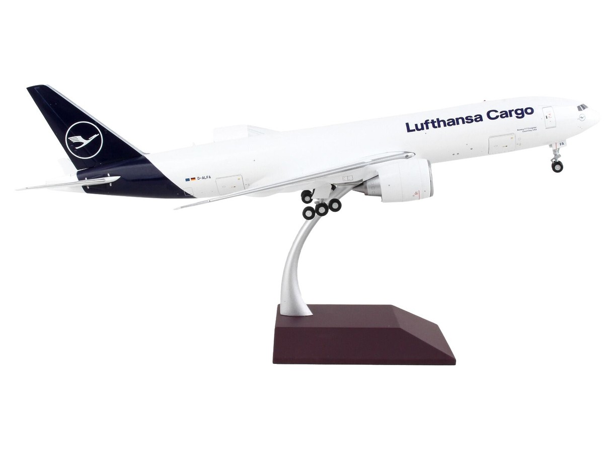 BOEING 777F AIRCRAFT LUFTHANSA CARGO 1/200 DIECAST MODEL BY