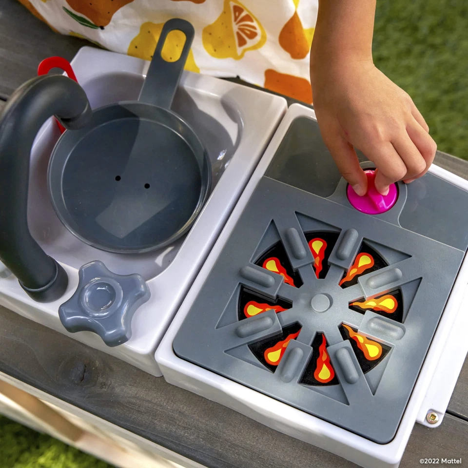 Barbie Seaside Wooden Outdoor Playhouse with Attachable Doll Table and Chairs - Image 4 of 4