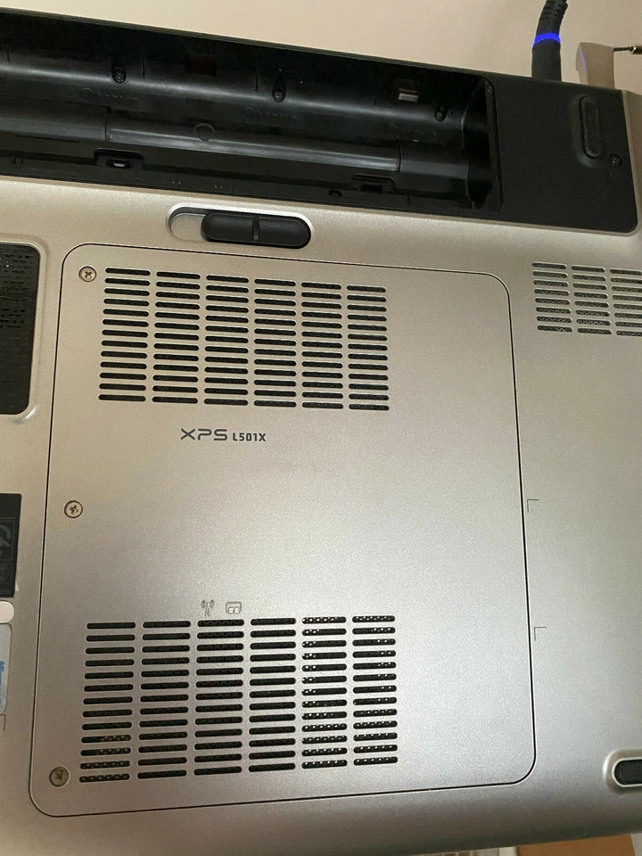 XPS 15 L501X 8GB+500GB HDD+GeForce GT 435M - Image 2 of 4