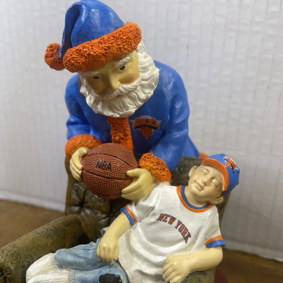 New York Knicks Santa Memory Company NBA Santa’s Gift Foto 2 de 4