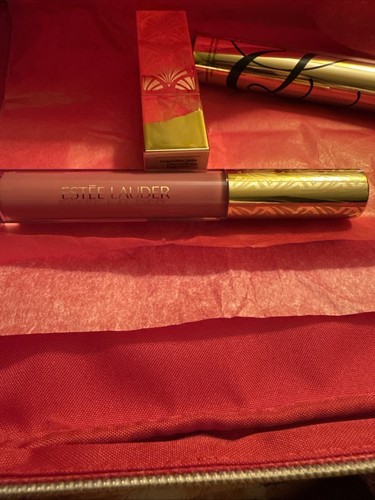 Estee Lauder Limited Edition Lip Gloss Pink Persuasion Full Size RRP £28 New - Picture 1 of 1