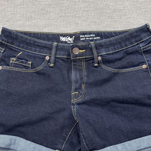 Mossimo Womens Mid-Rise Midi Denim Shorts Size 4 Blue Cuffed Hem Stretch Pockets - Picture 3 of 11