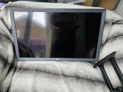 LG 24TL510S 24-inch Smart TV - Image 1 of 4