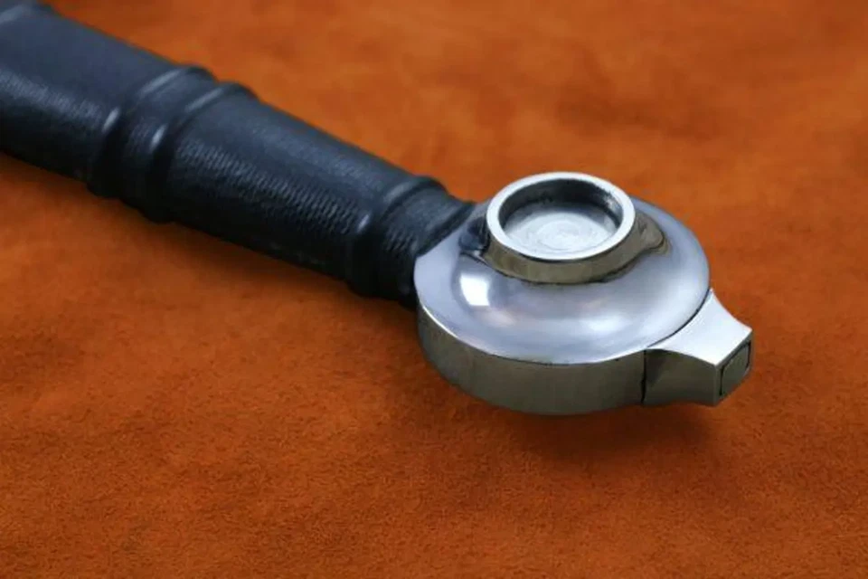 Espada vikinga de acero al carbono forjada a mano lista para la batalla espada medieval Foto 2 de 4