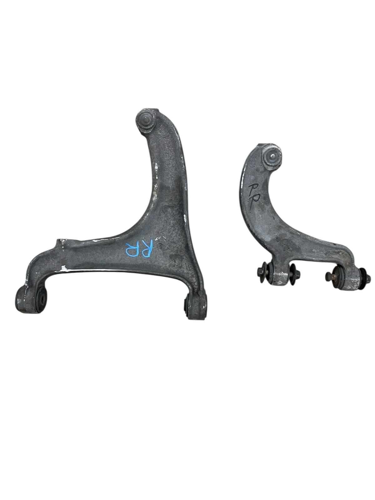 2008 - 2016 MASERATI GRANTURISMO 4.7L RWD OEM REAR RIGHT CONTROL ARM SET (2)