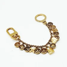 NO TARIFF Louis Vuitton Key Ring Gold Browns 2266733
