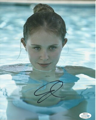 ELIZA SCANLEN SIGNED PHOTO (1) ALSO ACOA SHARP OBJECTS