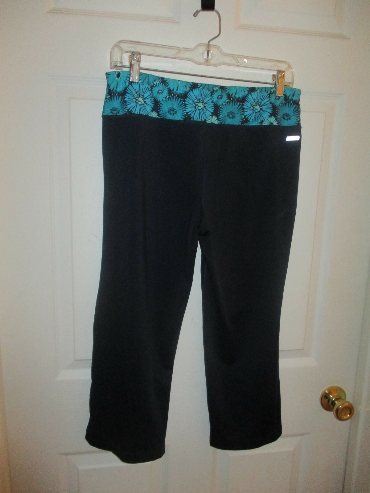 danskin dri more capris