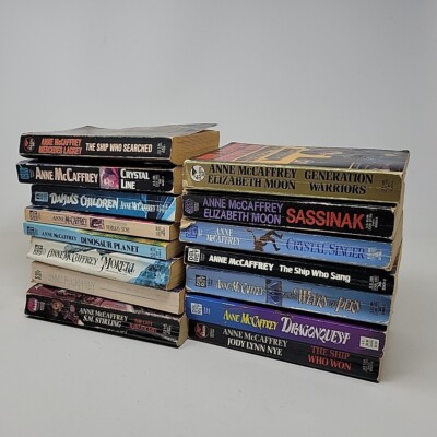 Anne McCaffrey Sci-fi 15 Paperbacks Fantasy Book Lot Dragonquest Dinosaur Planet