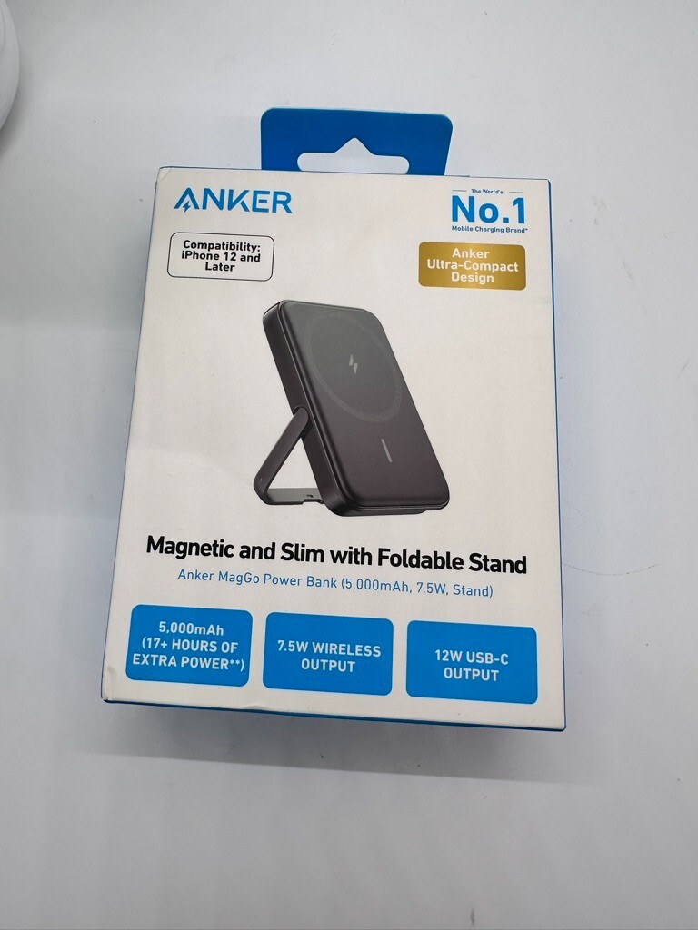 anker maggo wireless charging station 3 in 1 foldable pad Anker MagGo Wireless Charging Station (3-in-1, Foldable Pad) with Adap
