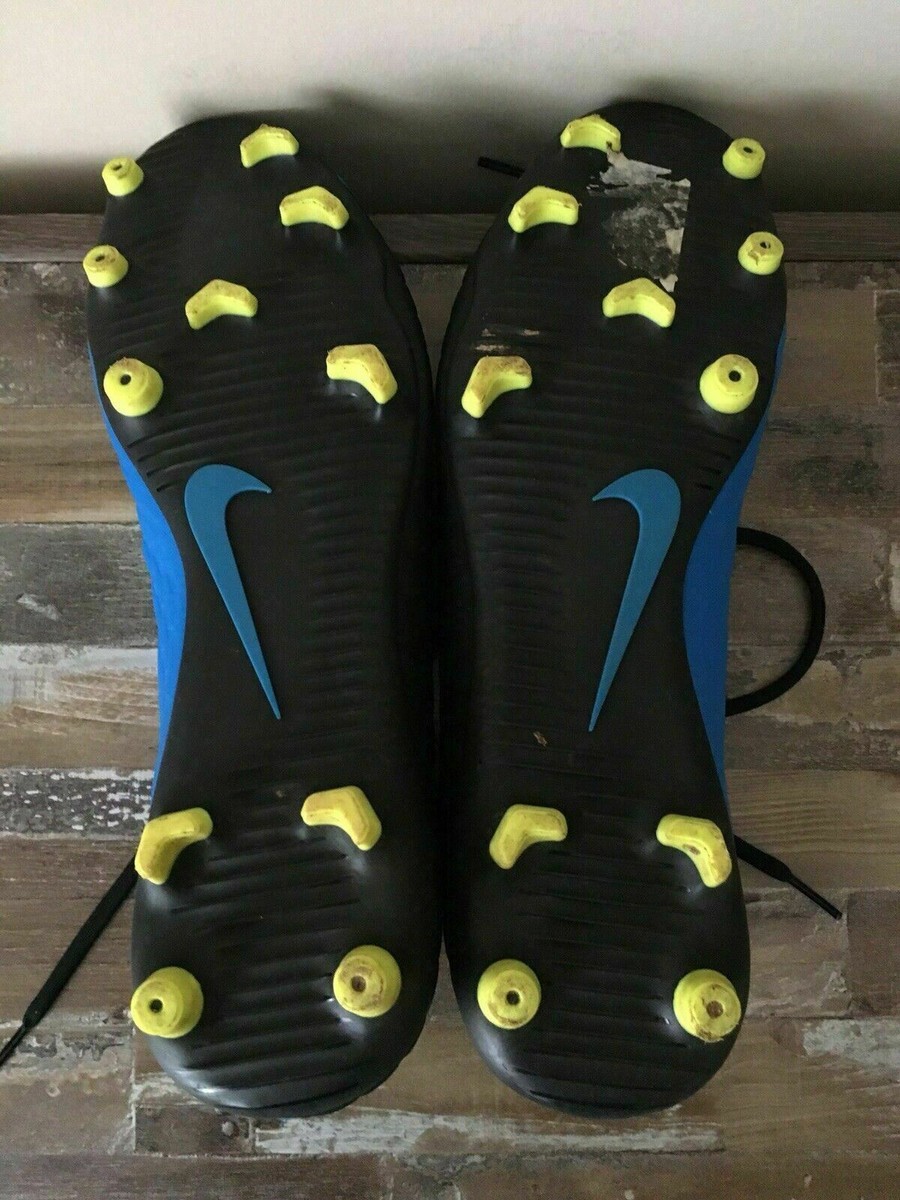 Nike HyperVenom Soccer Cleats Vibrant Blue Black Bright
