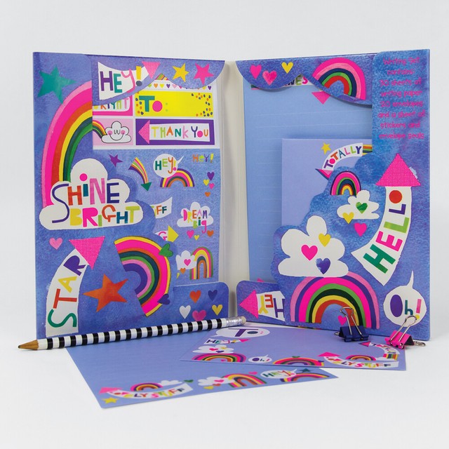 girls writing set