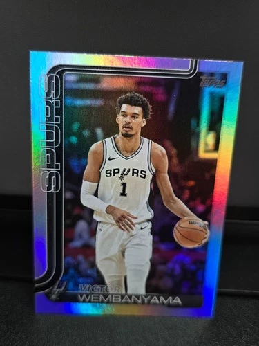 2025-26 Topps flagship-Victor Wembanyama-holo