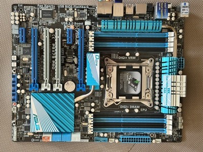 Asus P9X79 Pro LGA 2011 Sockel Intel Motherboard