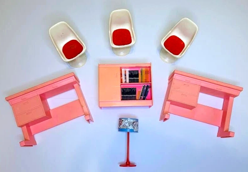 Lote de muebles mixtos vintage de 1:6 MCM sillas escritorios estantería lámpara se adapta a muñecas Barbie Foto 2 de 4