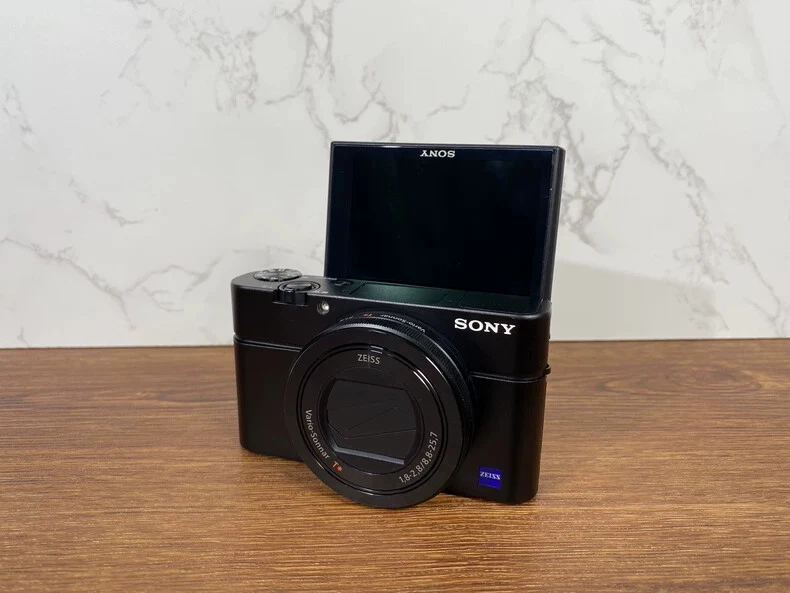 Sony Cyber-shot DSC-RX100 III Digital Cameras for Sale - Shop New