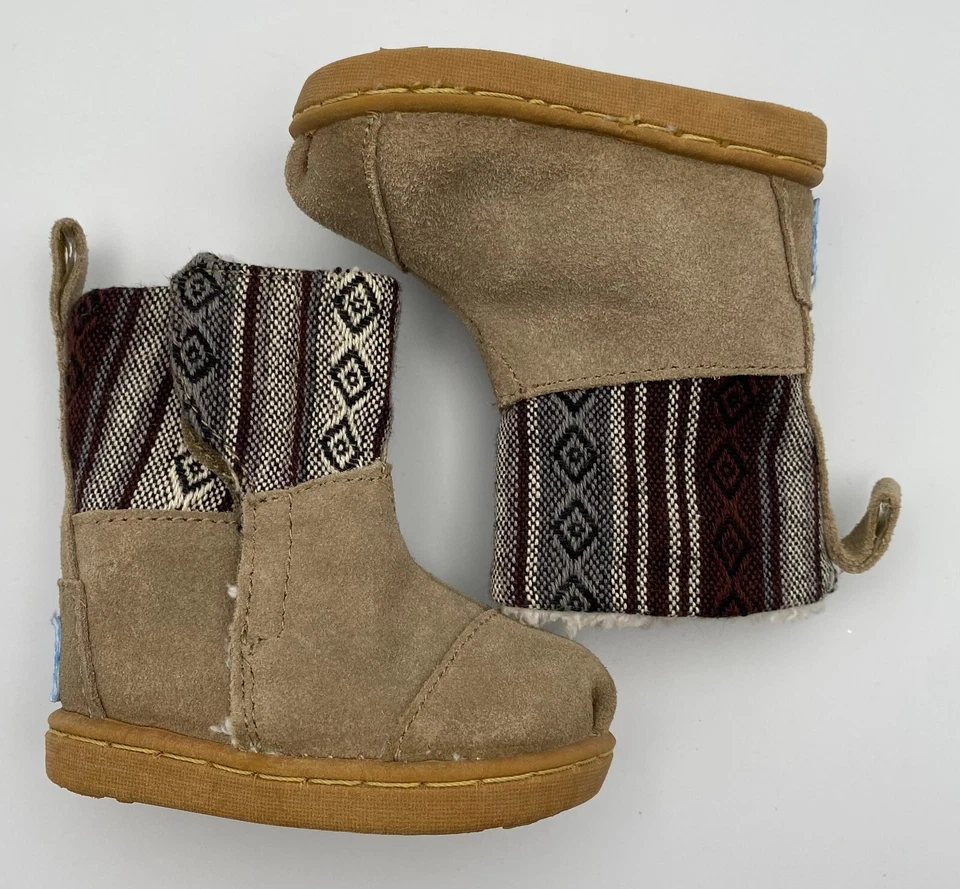 Toms крошечные 2 песка замши искусственного меха Непал ботинки туфли унисекс младенца ясельного возраста 2 новый - Изображение 2 из 4