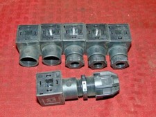 UNBRANDED PLUG SOCKET ASSORTED LOT  10A/250V  (LOT OF 6)