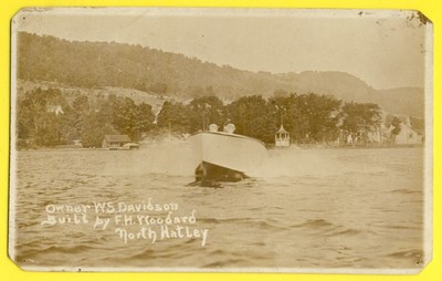 Postkarte Foto KANADA North Hatley OWNER W.S. DAVIDSON GEBAUT von F.H. WOODARD