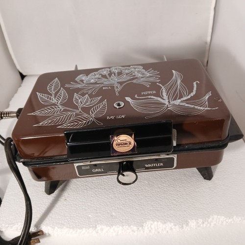 Vintage Sears Grill Waffle Maker Brown/White With Herbal/ Floral Print Tested