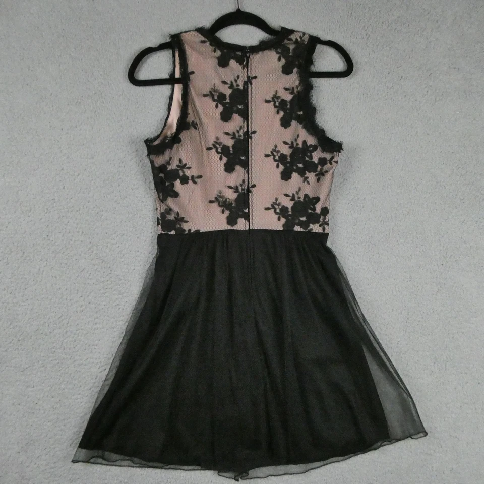 Vestido Speechless Mujer 9 Negro Desnudo Encaje Malla Ajuste y Acampanado Patinador Cóctel Foto 4 de 4