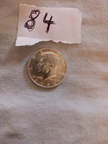 ONE NICE 1964 SILVER KENNEDY HALF DOLLARS FIFTY CENTS