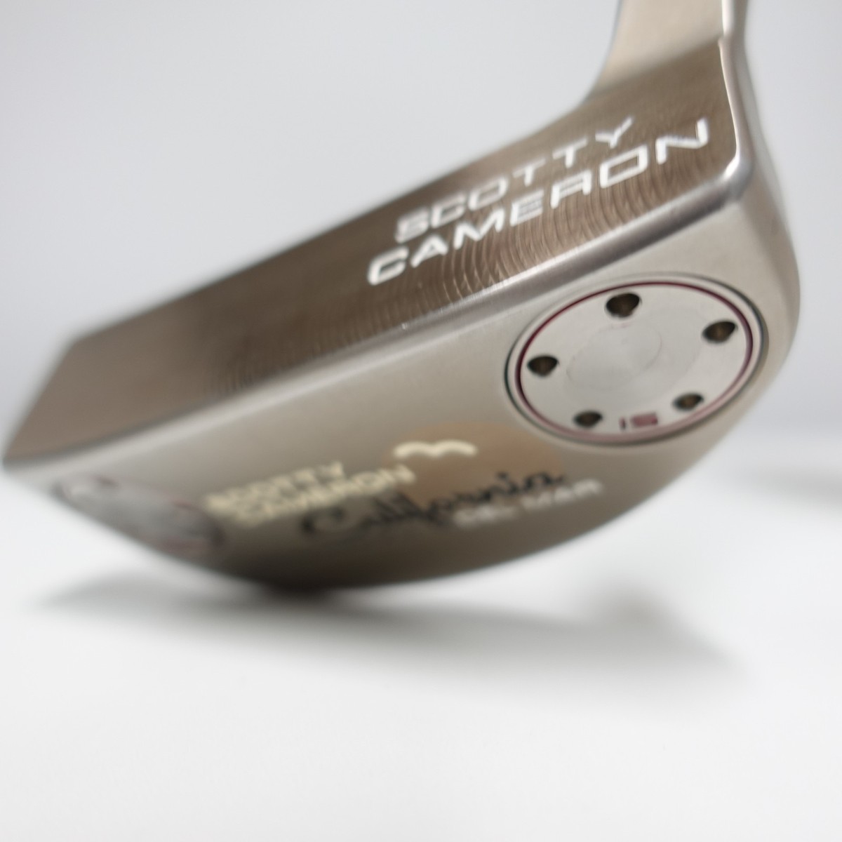 Putter droit SCOTTY CAMERON California DEL MAR 34 pouces avec couvre