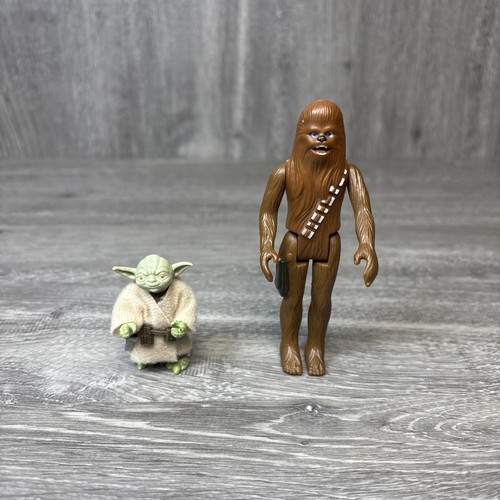 Vintage 1980 Star Wars Yoda Figure Robe Belt Chewbacca 1977 Toy Sci Fi