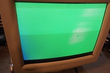 Fujitsu Siemens b772-1 7Vlr+ 17" CRT VGA SVGA monitor retro LARGE PLEASE READ
