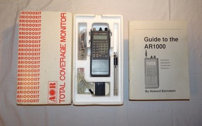 AOR AR1000XLT Analog Scanner .500 - 1300 MHz and Howard Bornstein Guide Manual