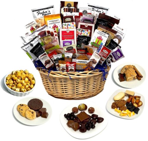 Mother's Day Gourmet Gift Basket Hand-Crafted with chocolate cookie candy snacks - Afbeelding 1 van 9