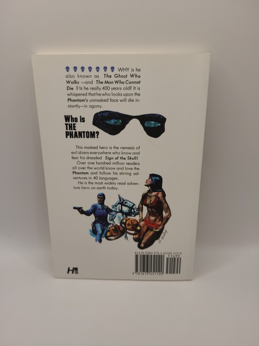 The Phantom: The Ghost Who Walks - A Novel By Lee Falk Volume 1