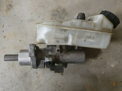 VW MULTIVAN TRANSPORTER T5 2010-2015 DSG AUTO MASTER BRAKE CYLINDER 7E0611303C
