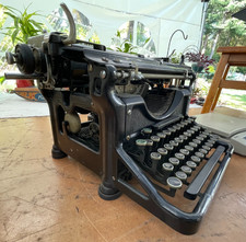 VTG 1937 Underwood Model 6 typewriter works needs new ink thumbnail