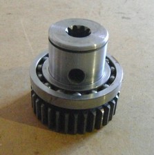 INGRANAGGIO COMANDO POMPA IDRAULICA MOTORI SAME SERIE L COD.0.9012.221.0 USATO