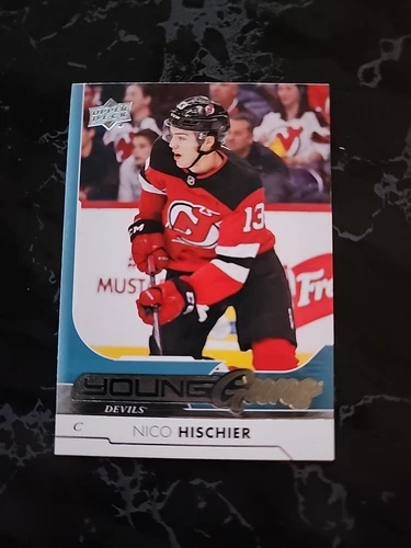 2017-18 Upper Deck - Young Guns Nico Hischier #201 (RC)