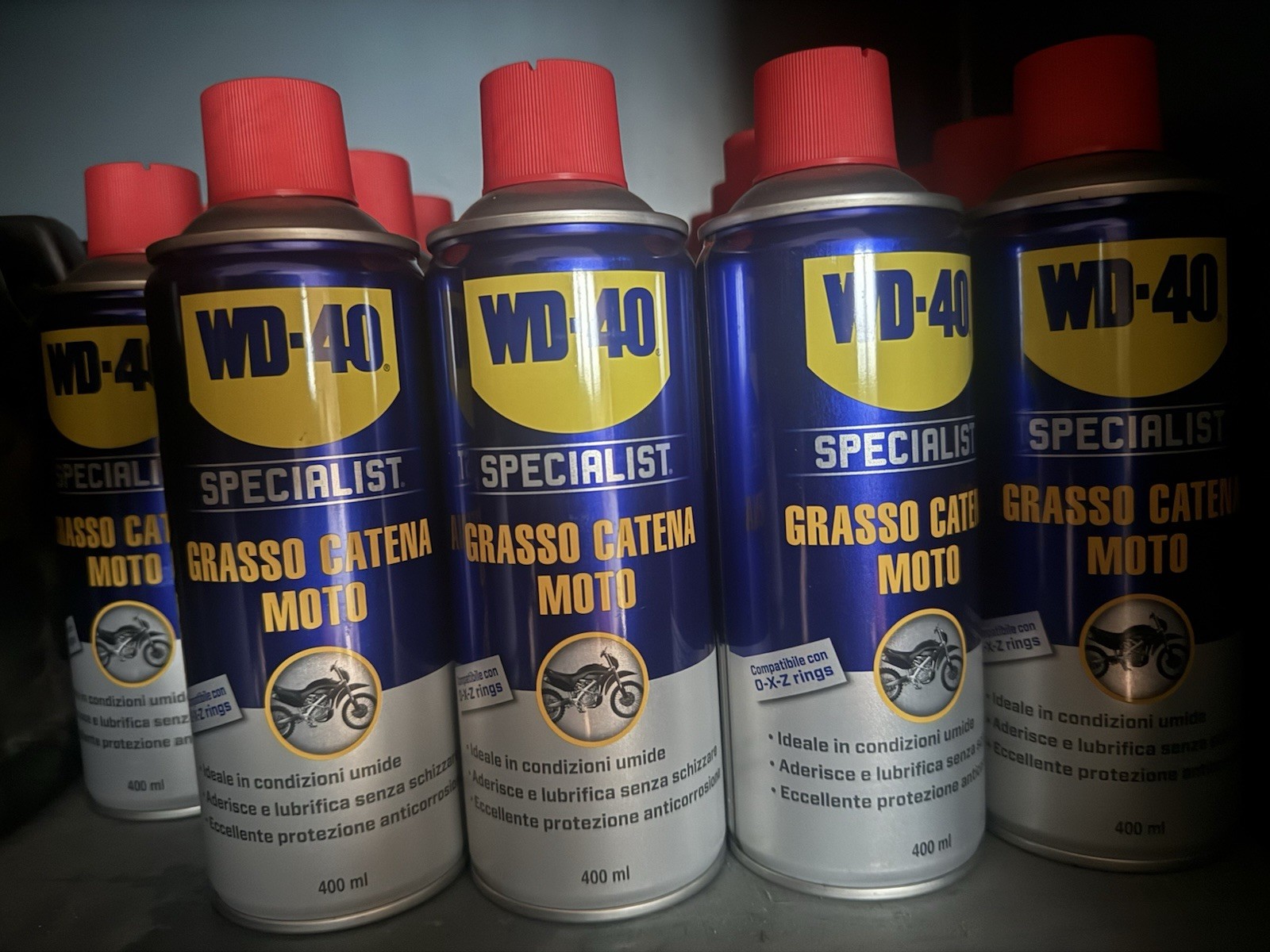 WD-40 Grasso Catene Moto spray specialist condizioni umide 400 ml. 2 BOMBOLETTE