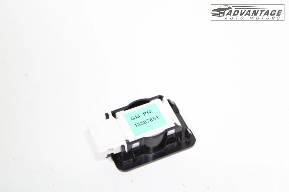 Chevrolet Malibu 2016-2025 tablero tablero panel luz cortesía lámpara OEM Foto 3 de 4