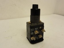 201122 Old-Stock; Allen-Bradley 800-HK2A Selector Switch; 600V; 2-Pos.
