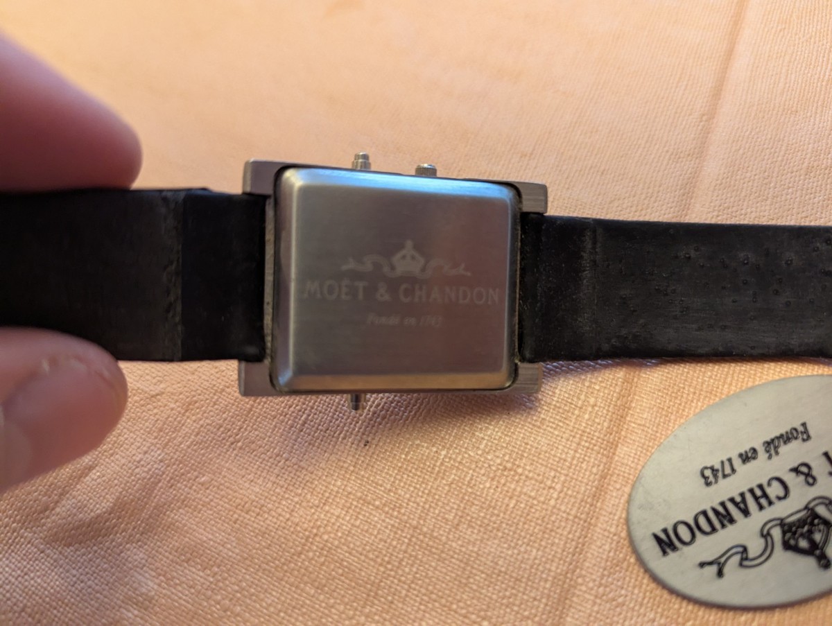 Vintage Watch, Moet Chandon Countdown to Millenium Year 2000 "PREPARE" Y2K View 3